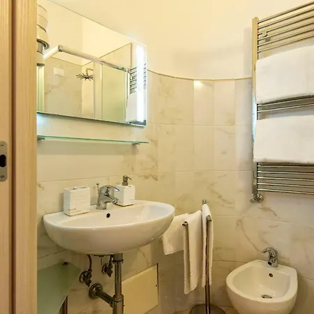 Bed and Breakfast Merulana 2