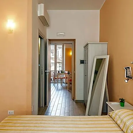 Merulana 2 Bed & Breakfast