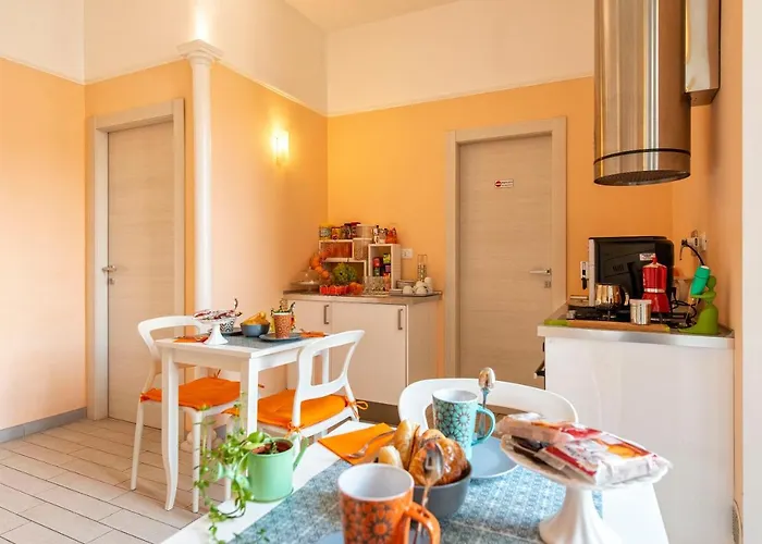 Merulana 2 Couette-café Rome