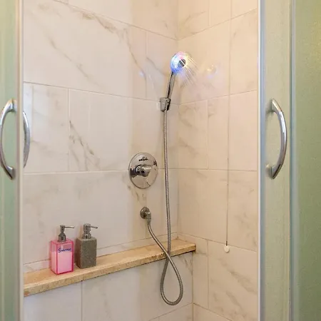 Merulana 2 Bed & Breakfast Rome